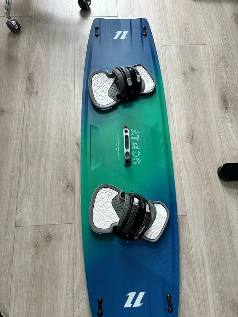 North Atmos Kitesurfing board - Image 1