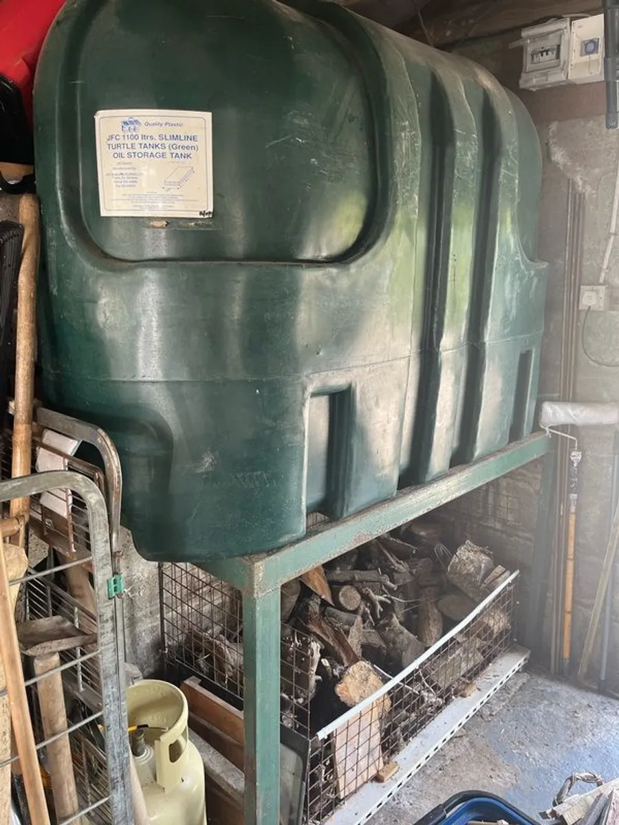 Kerosene Oil Tank, 1100l, slimline - Image 2
