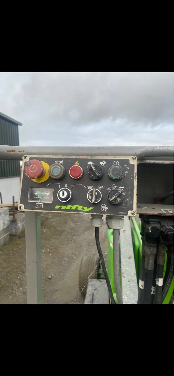 Nifty lift (diesel and electric) - Image 2