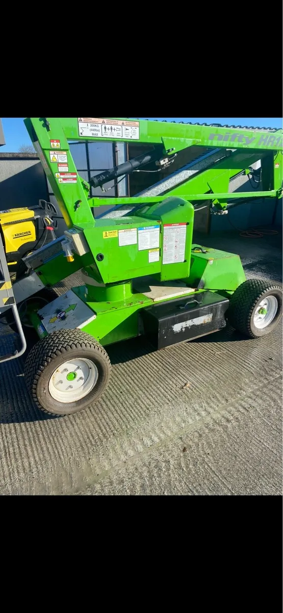 Nifty lift (diesel and electric) - Image 2