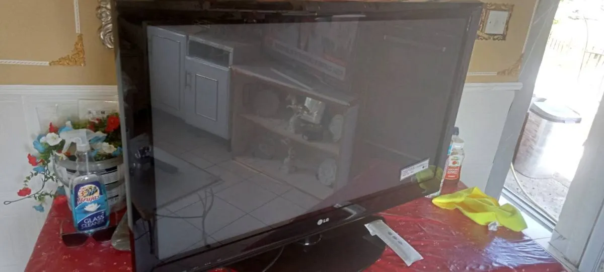 LG 42" flat screen - Image 1