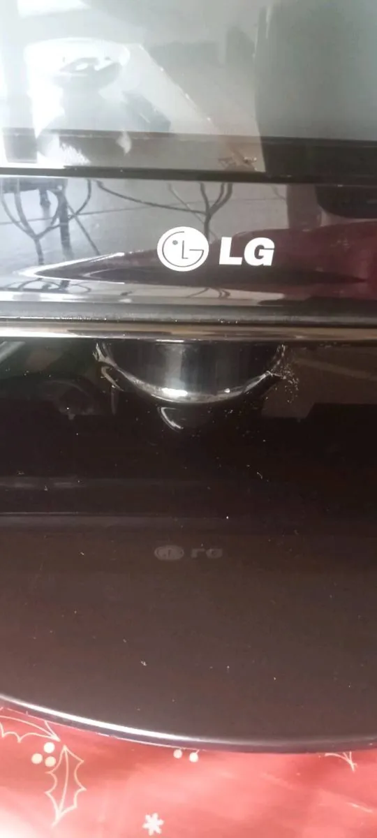 LG 42" flat screen - Image 2