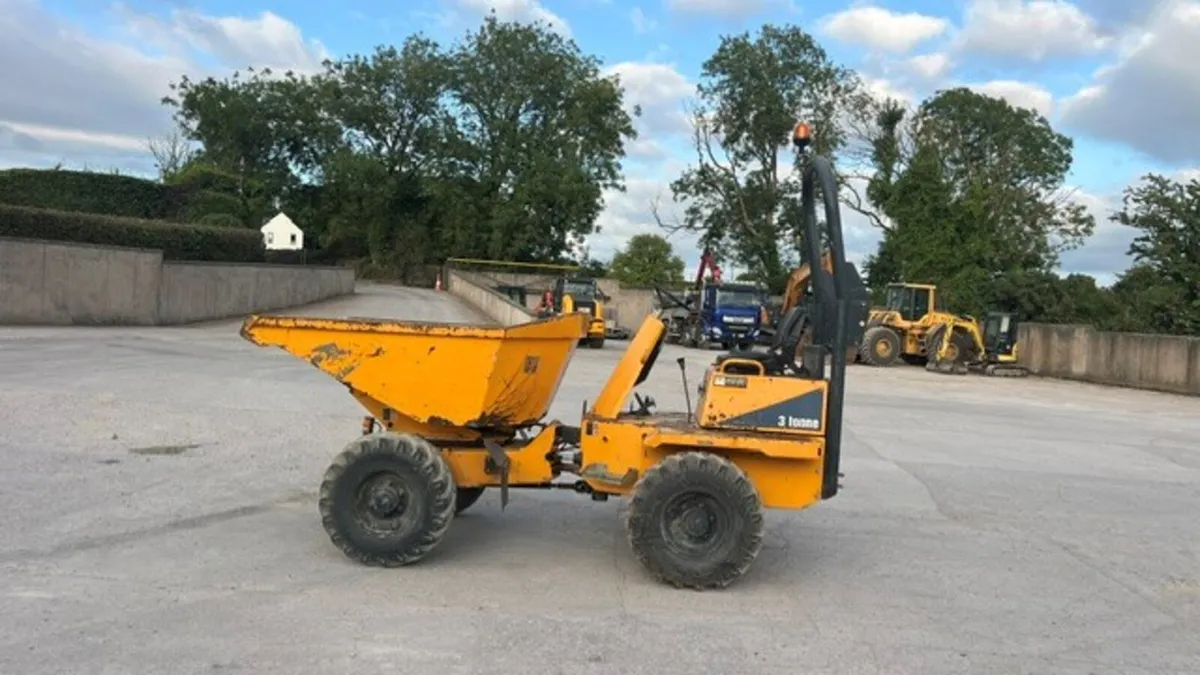 2014 Thwaites 3 Ton Swivel Dumper - Image 1