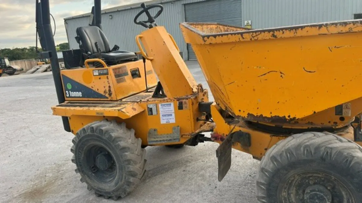 2014 Thwaites 3 Ton Swivel Dumper - Image 2