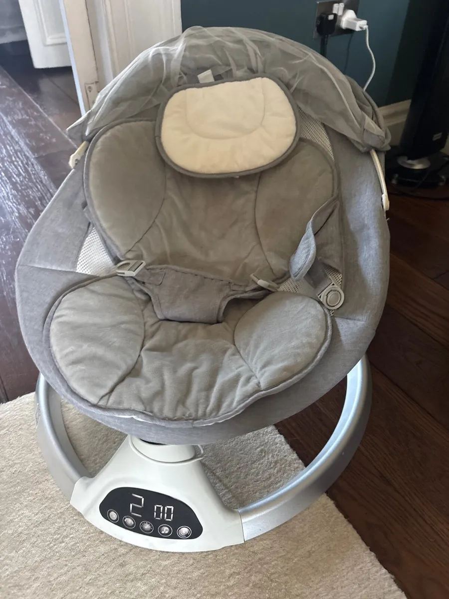 Baby Swing Chair - Image 1
