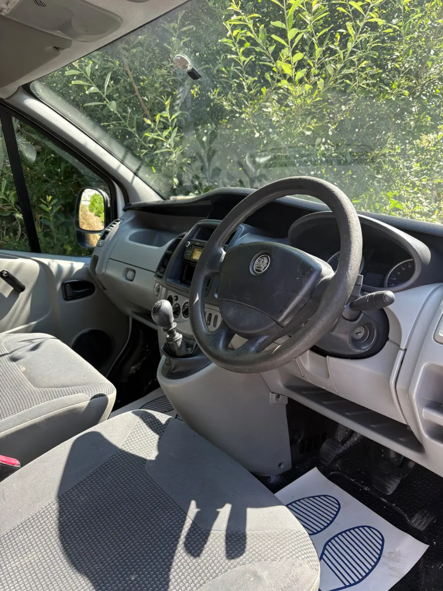 Vauxhall Vivaro 2014 2.0 litre diesel - Image 4
