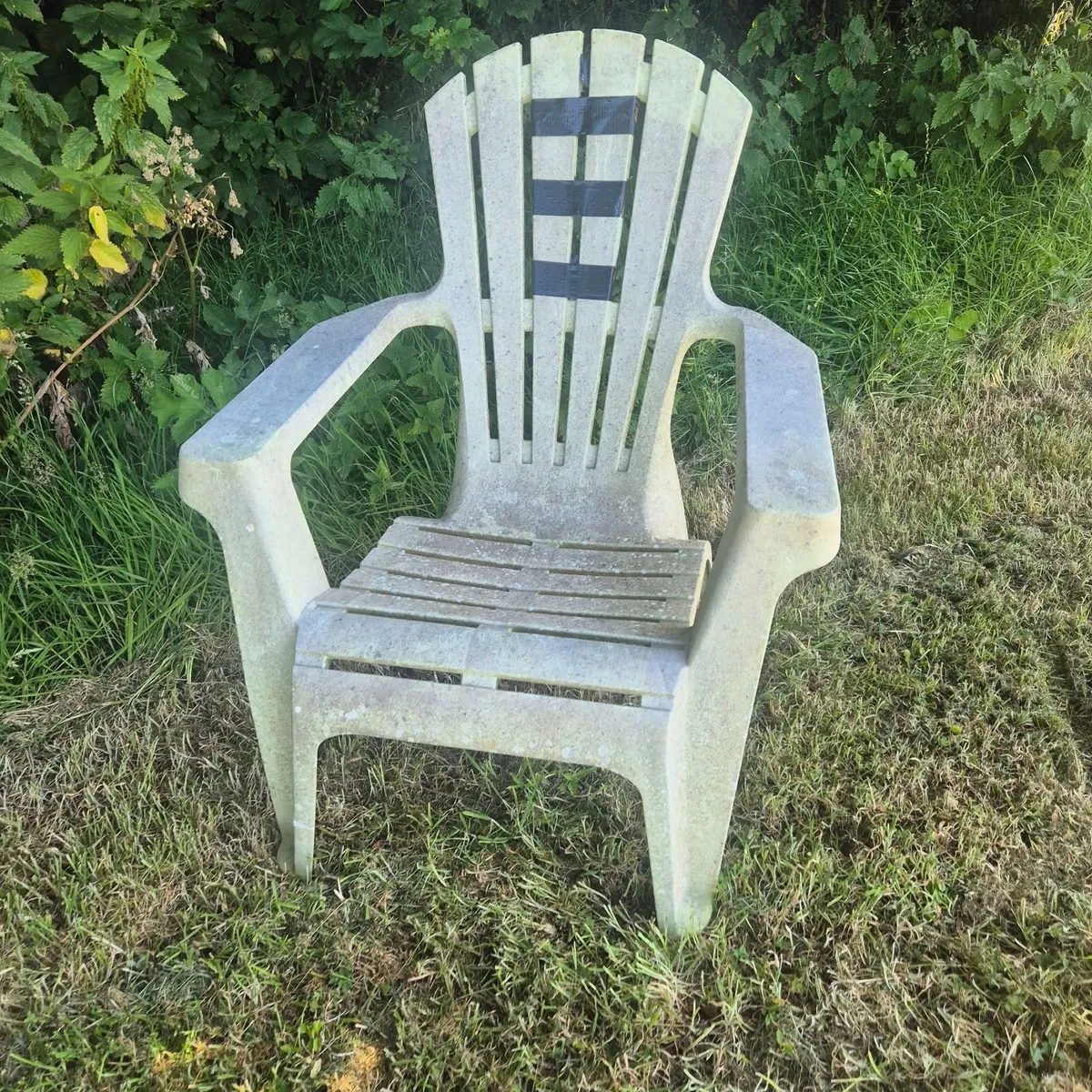 Free old garden chairs - Image 3