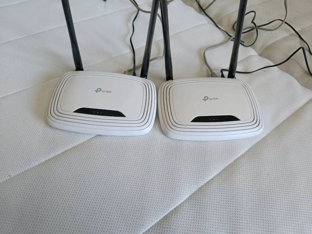 TP link router - Image 1