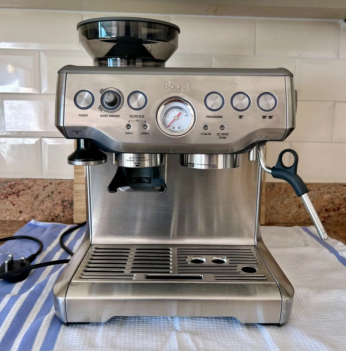 Sage Barista Express Espresso Machine - Image 2