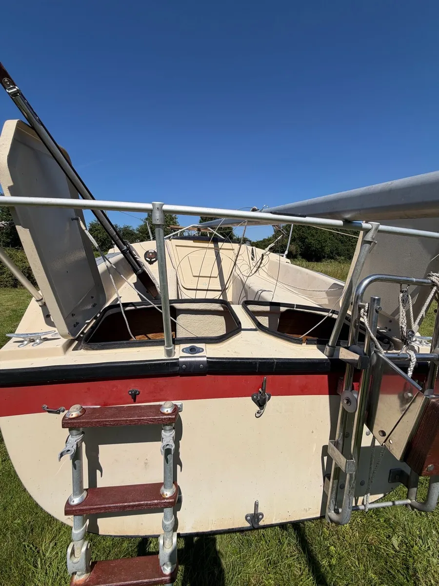 Etap 20 - 20ft 4 berth sailing boat - Image 3
