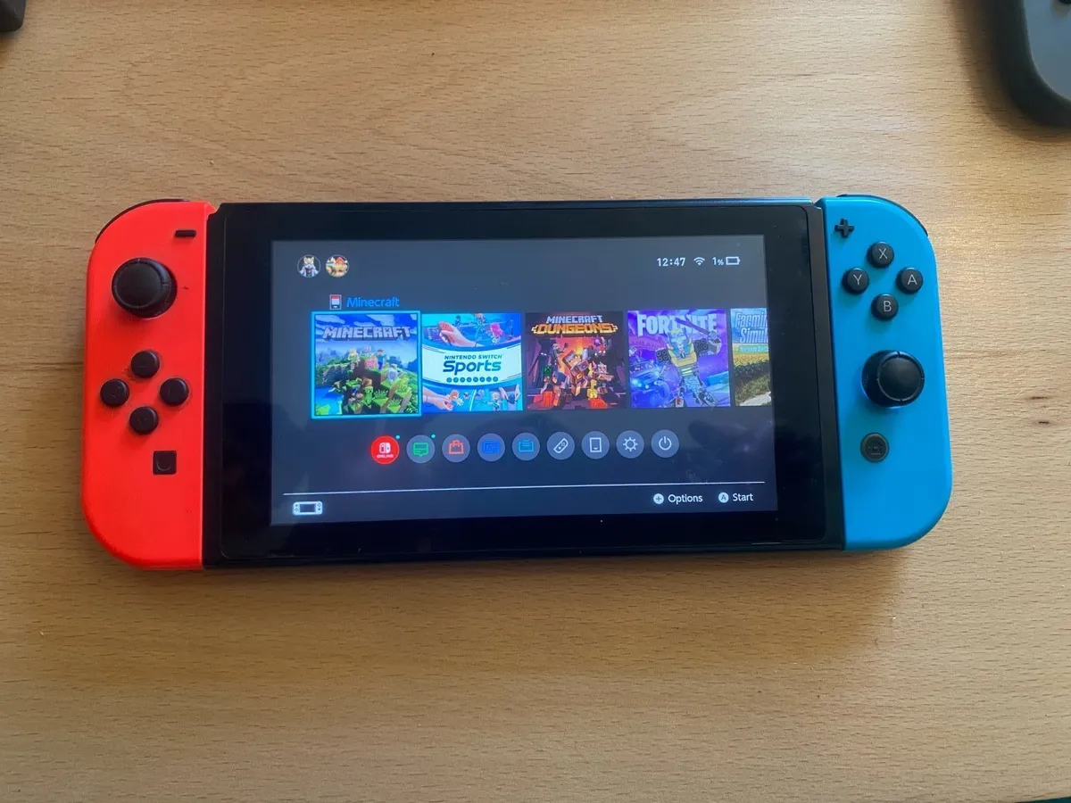 Nintendo switch - Image 2