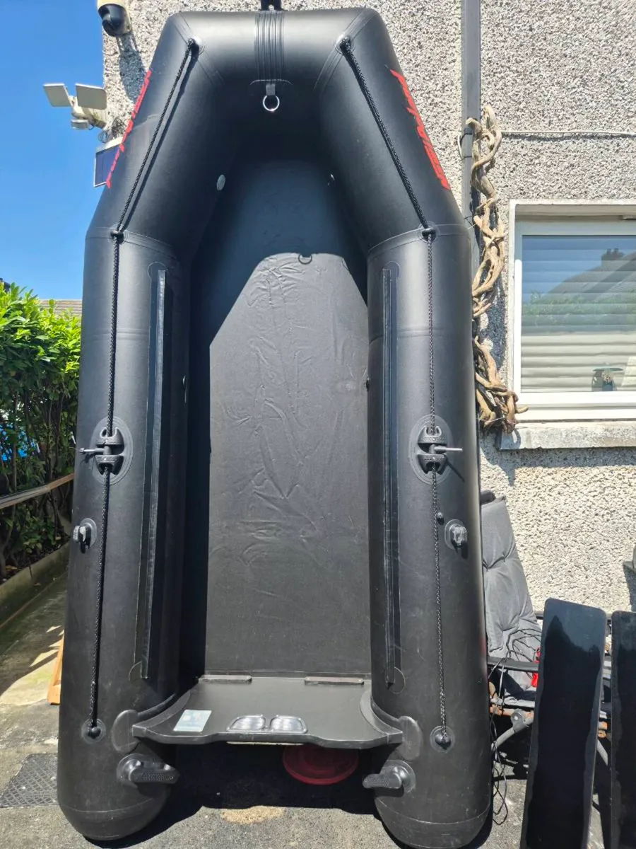 3.3m Boat 5hp suzuki - Image 2