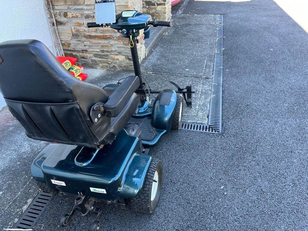 Mobility scooter / golf buggy - Image 3