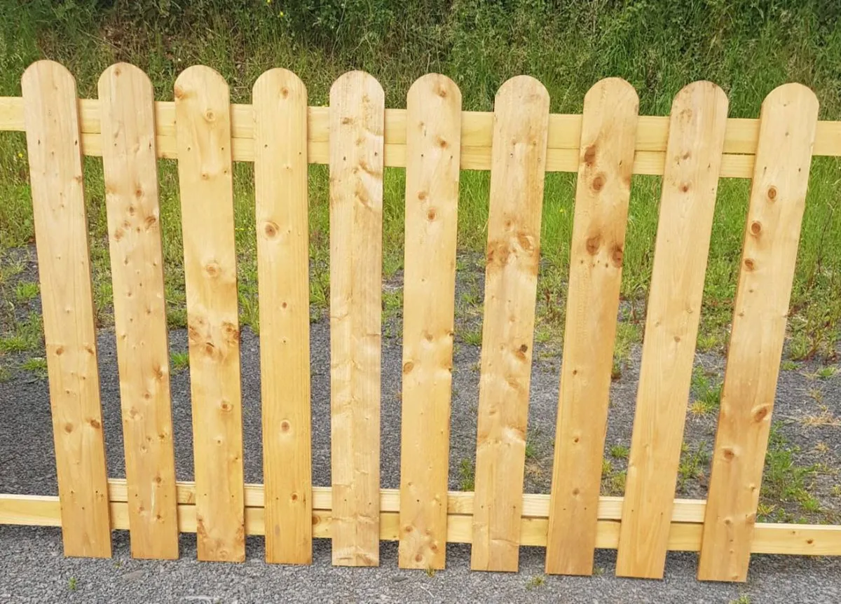 Garden fencing - Image 3