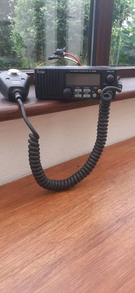 V.H.F. Radio.ICOM M 58.. - Image 1