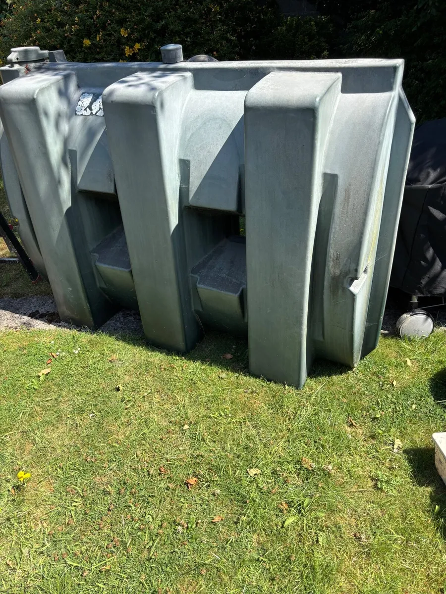 Oil boiler and oil tank - Image 2