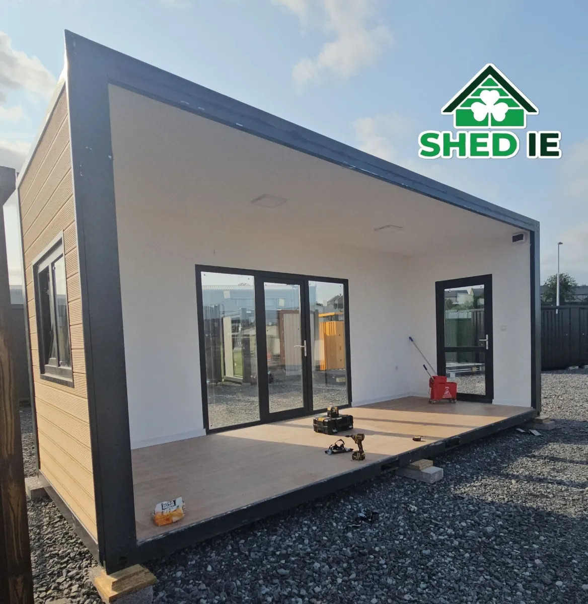 Garden room, garden office, site office - Image 2