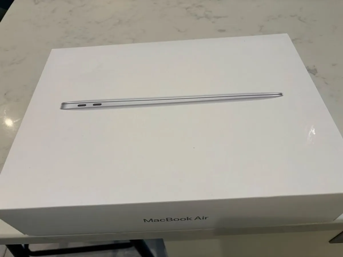 MacBook Air - Image 1