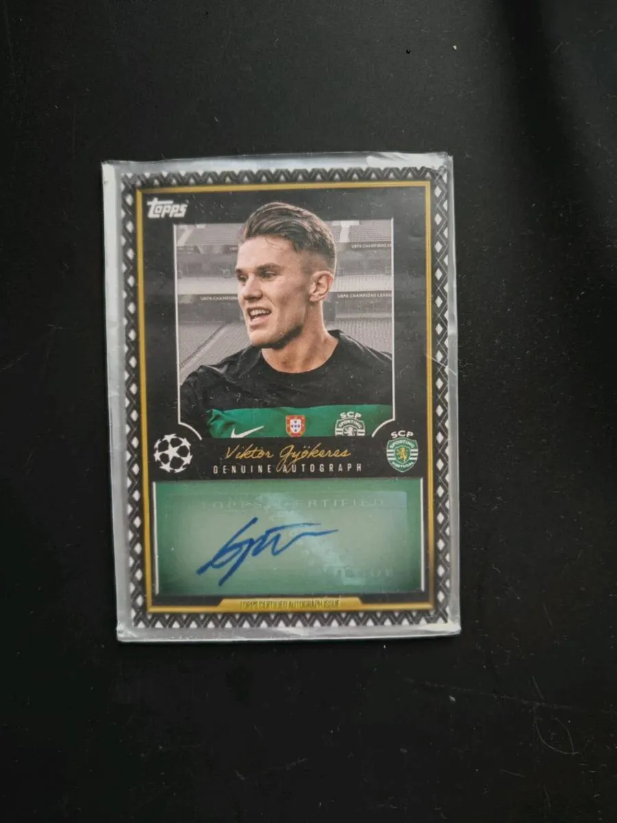 Viktor Gyokeres Match Attax genuine signature - Image 1