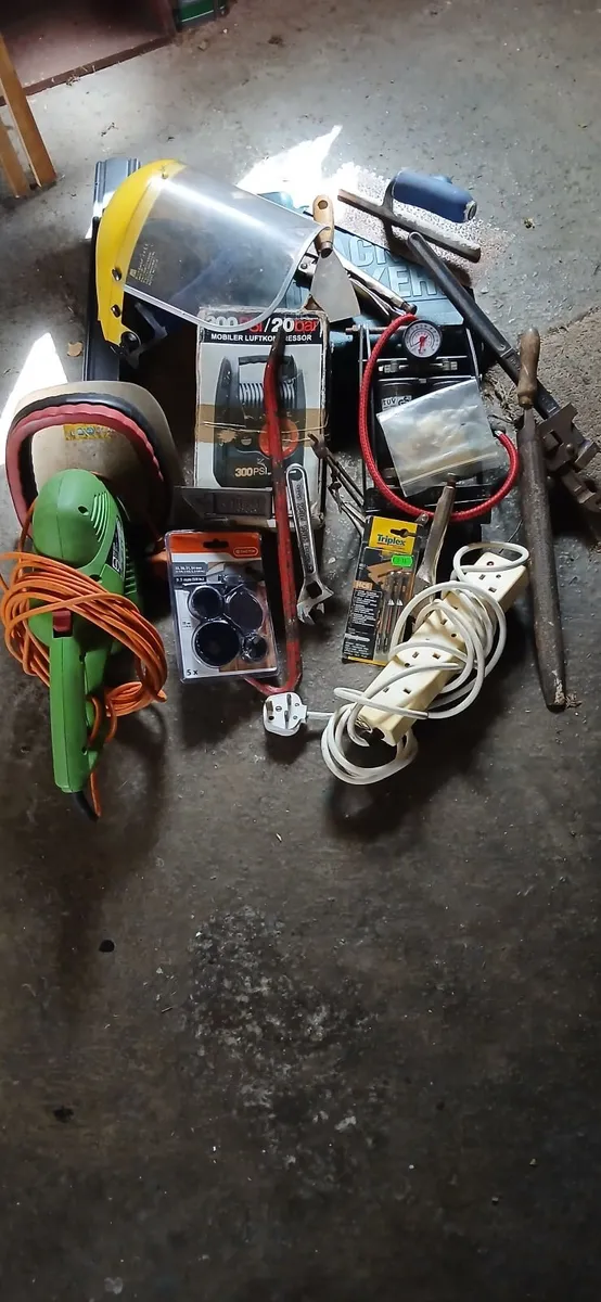 VARIETY Of  TOOLS - Image 2