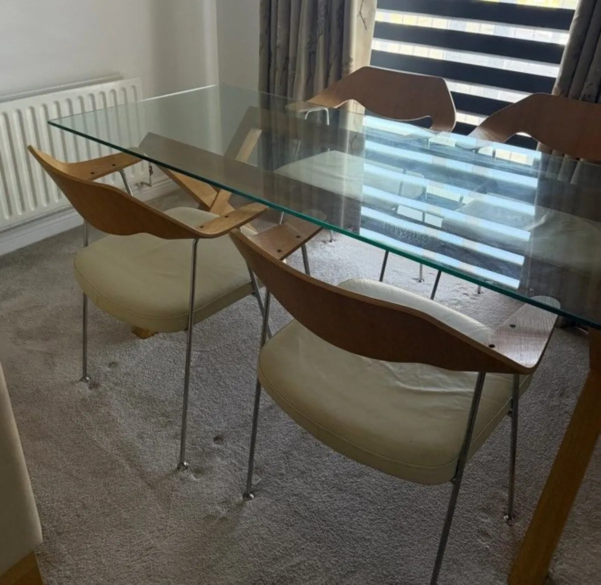 Modern Glass Table with Four Matching Cream Chairs - Image 2