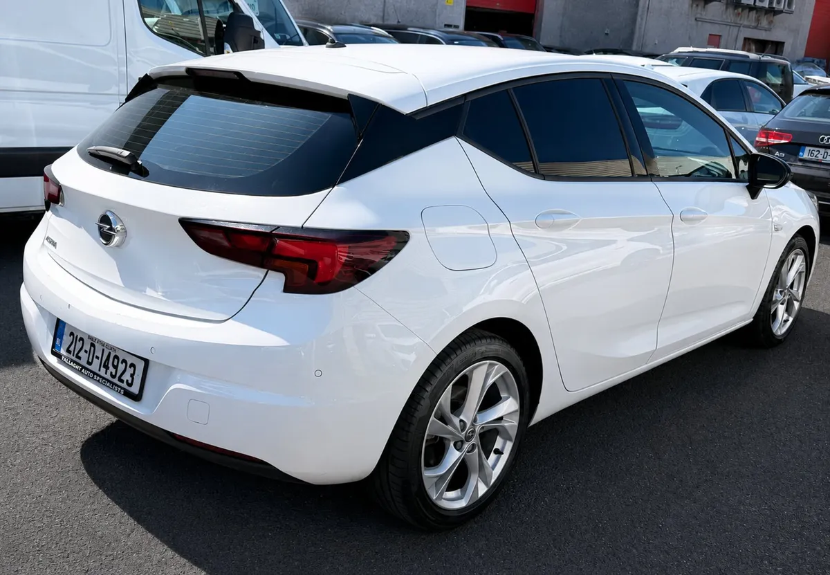 212 Opel Astra  Sportive Commercial 86,000km - Image 4