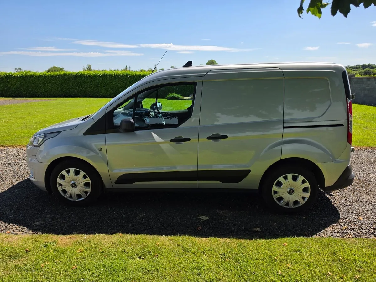 Ford Transit Connect - Image 2