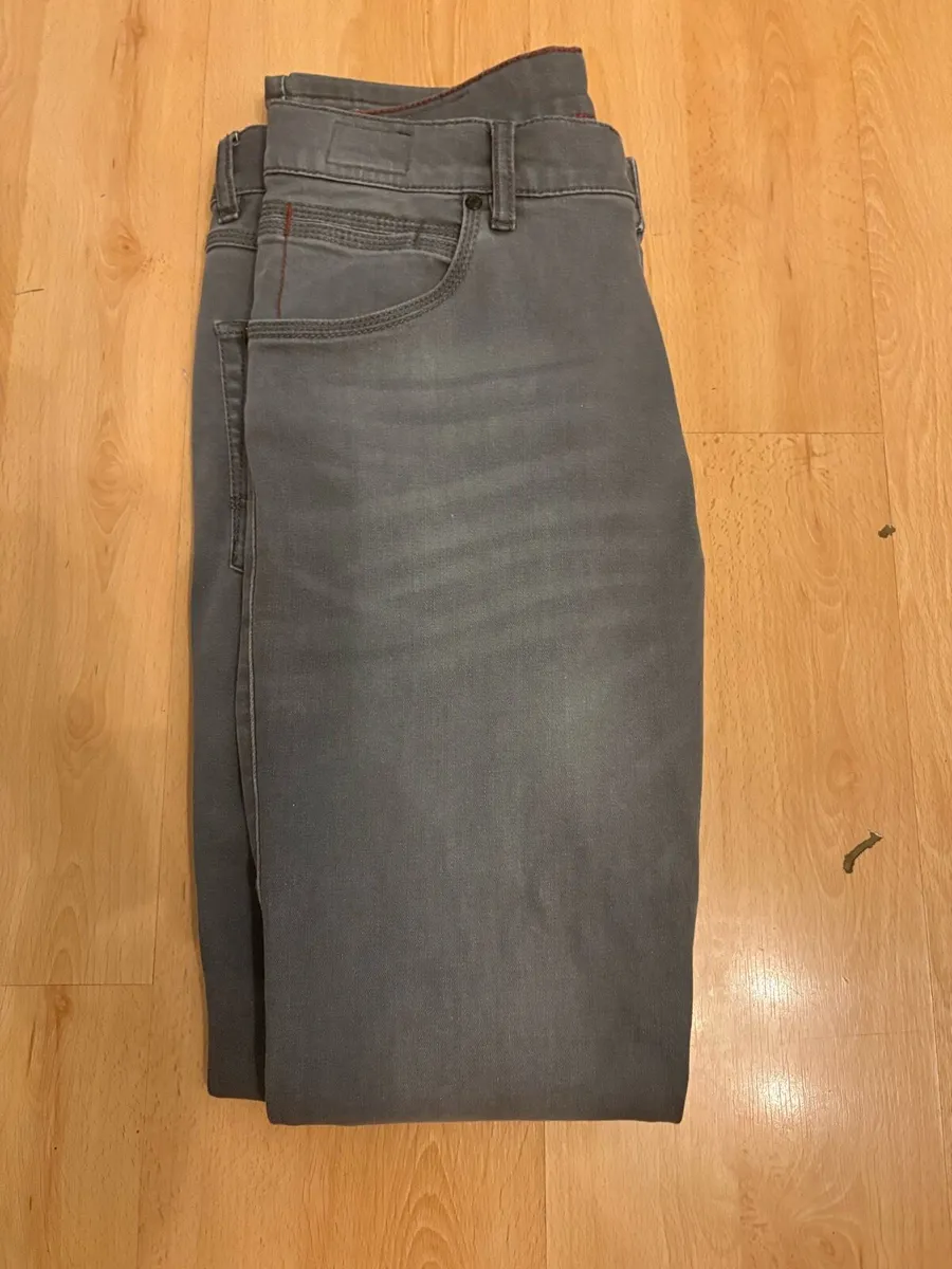 Bugatti Jeans Grey 36 x 32 NEW - Image 4