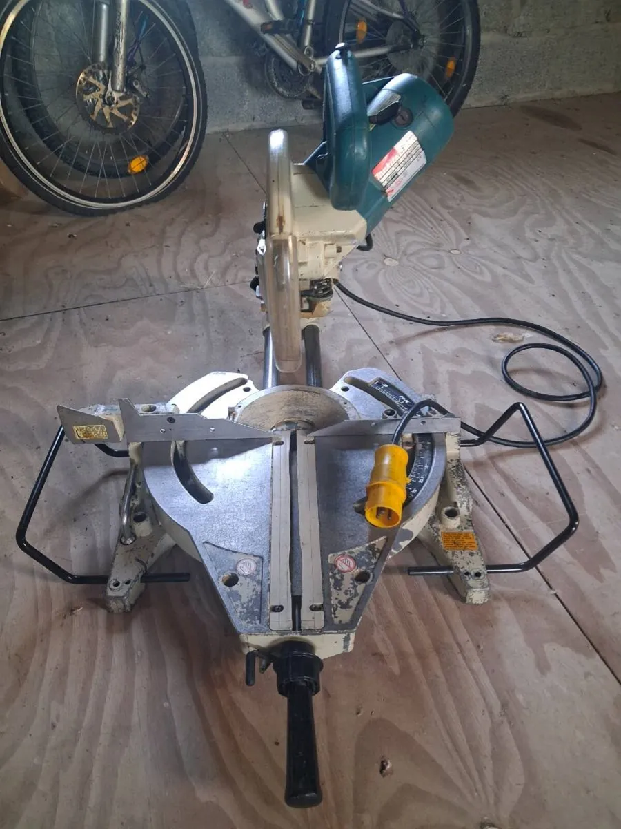 Makita chop saw - Image 1