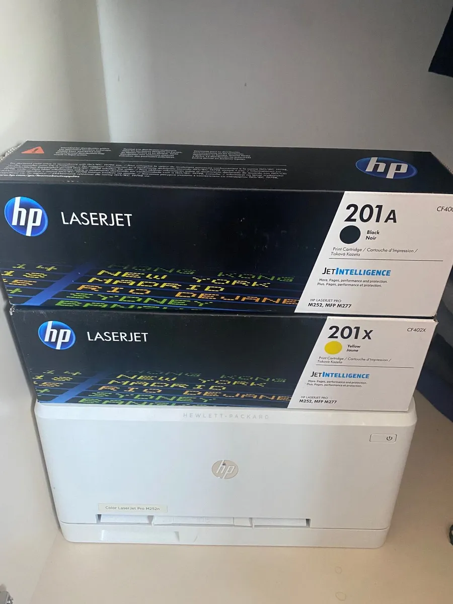 Hp printer & two cartridges - Image 3