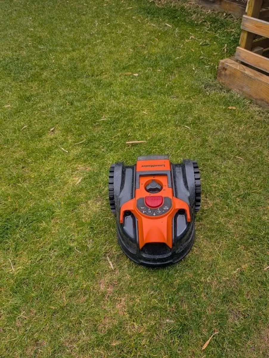 Robot Lawnmower - Image 2