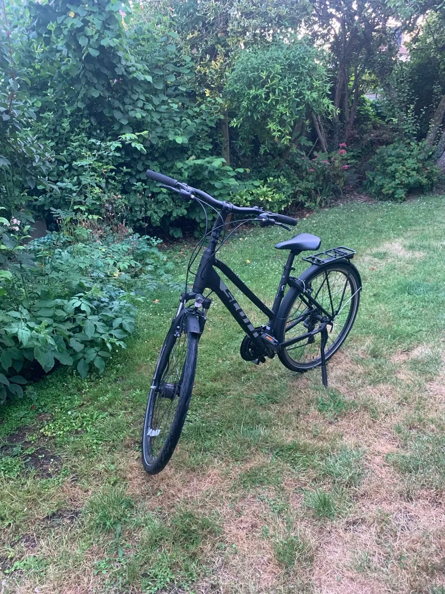 Scott SUB Comfort 20 Hybrid Bike (2022) - Image 1