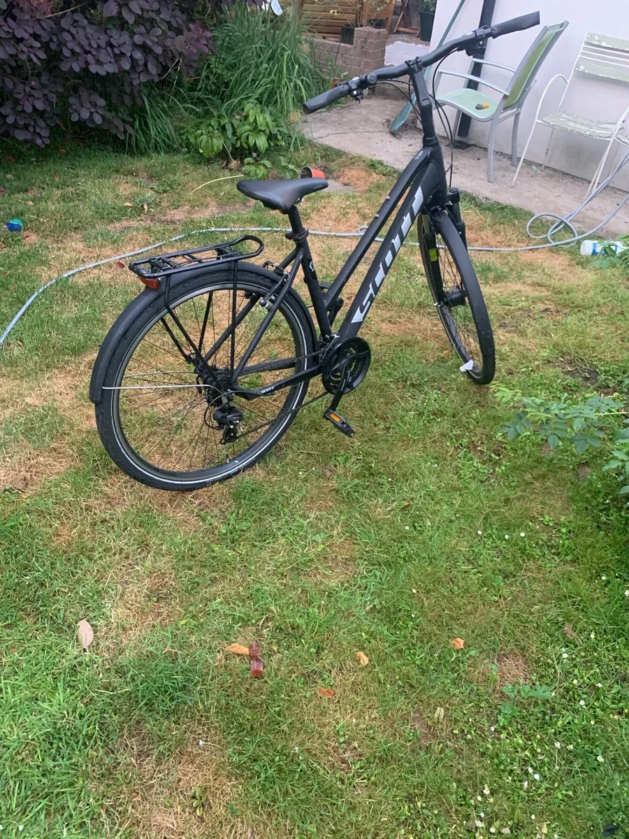 Scott SUB Comfort 20 Hybrid Bike (2022) - Image 2