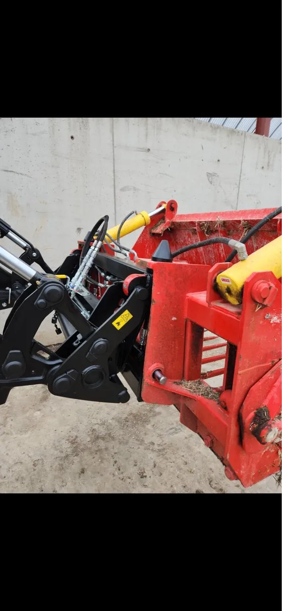 Hydraulic euro 8 to pin and cone - Image 2