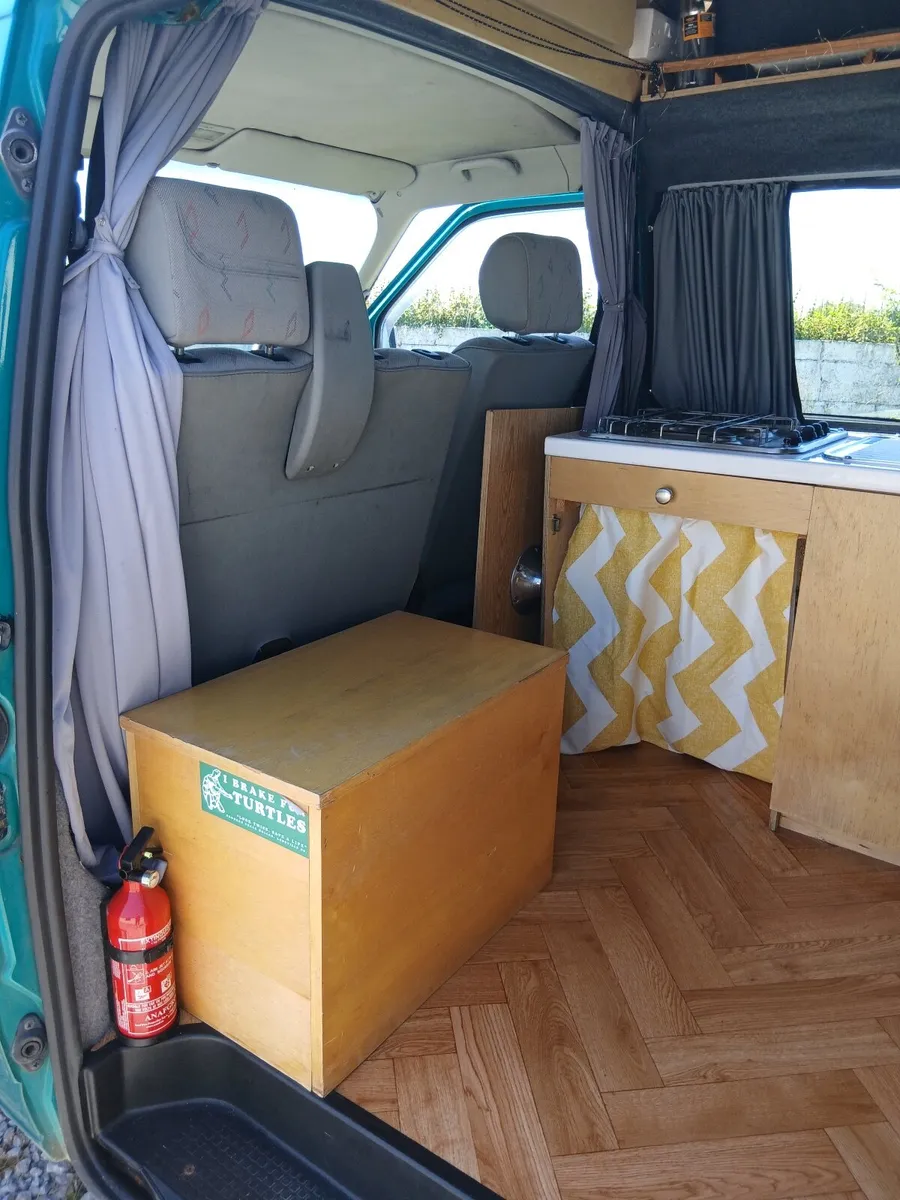Volkswagon TDI 2.5 2001 camper - Image 2