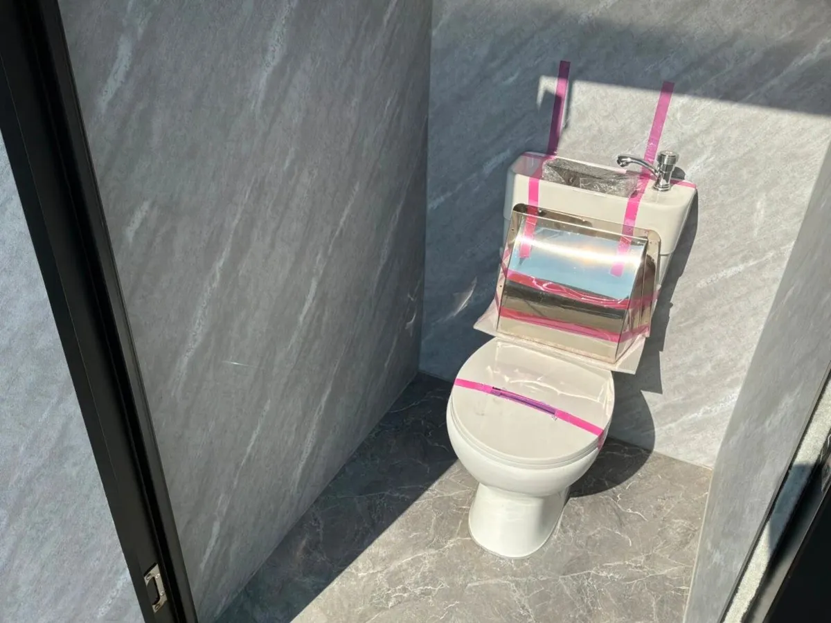 New / unused portable toilet container / pod....17 - Image 3