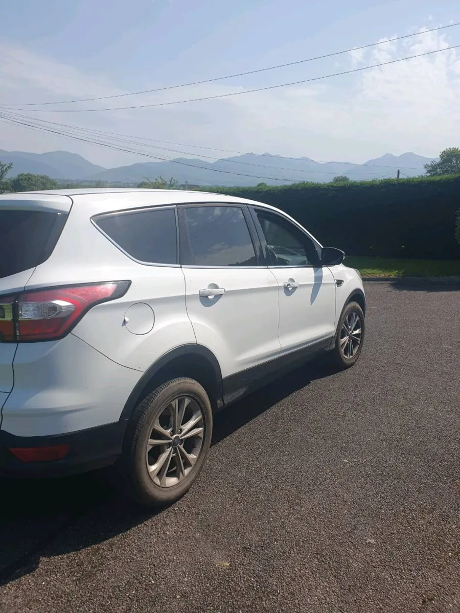 192 Ford Kuga Commercial - Image 4