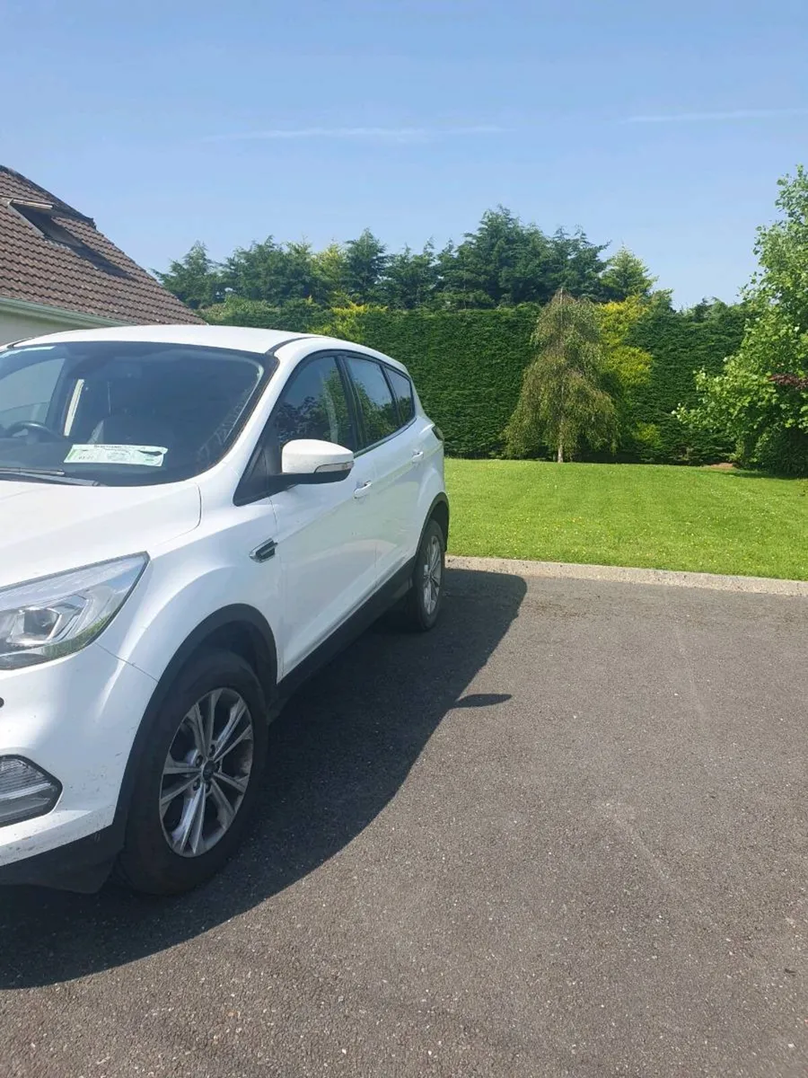 192 Ford Kuga Commercial - Image 3
