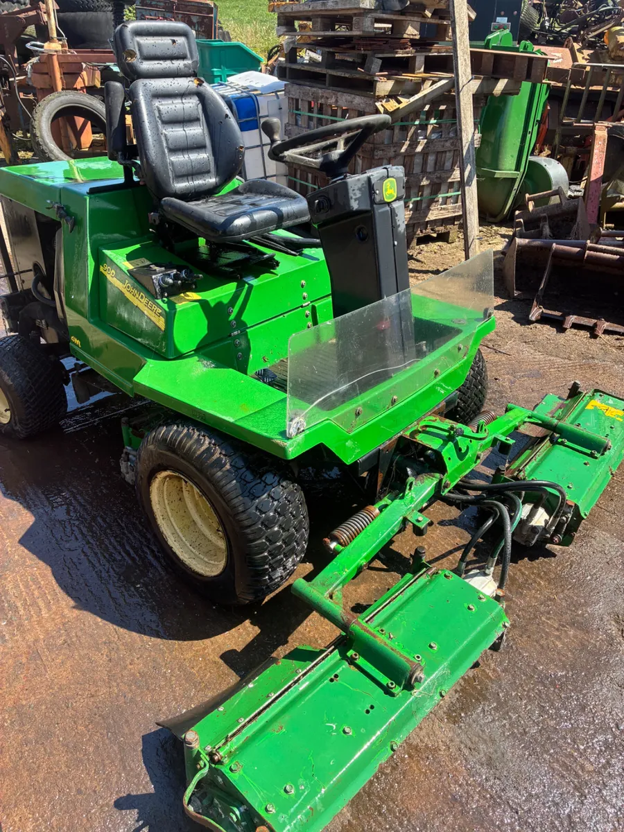 Garden equipment - Image 1