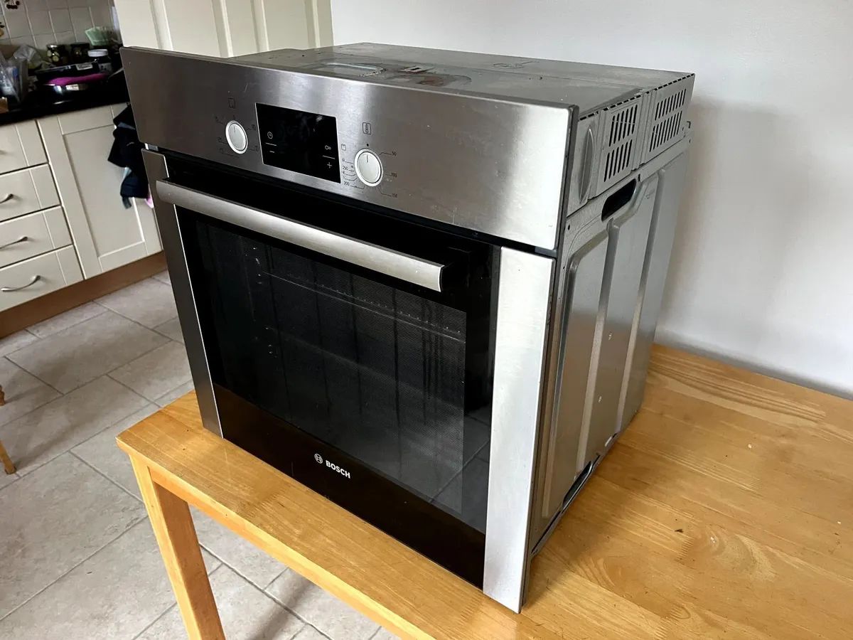 Bosch Oven - Image 1