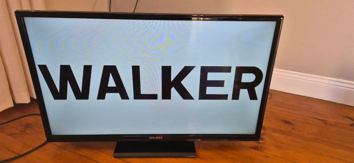 32" Walker TV - Image 3