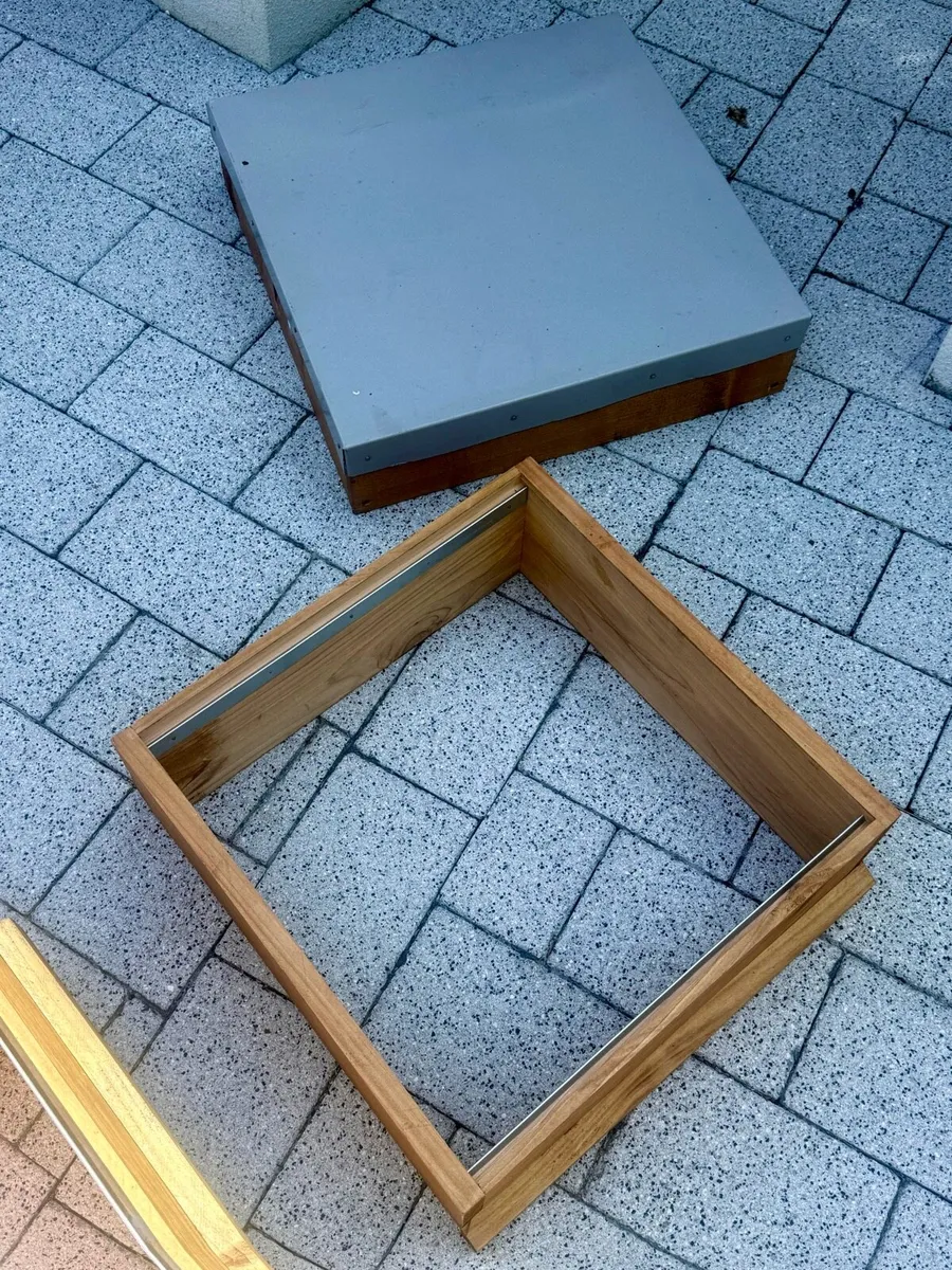 New Bee Hive - Image 3