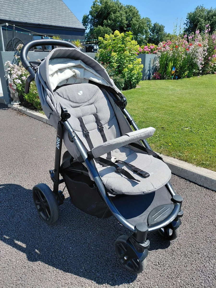 Joie Stroller plus Footmuff and Rain cover - Image 2