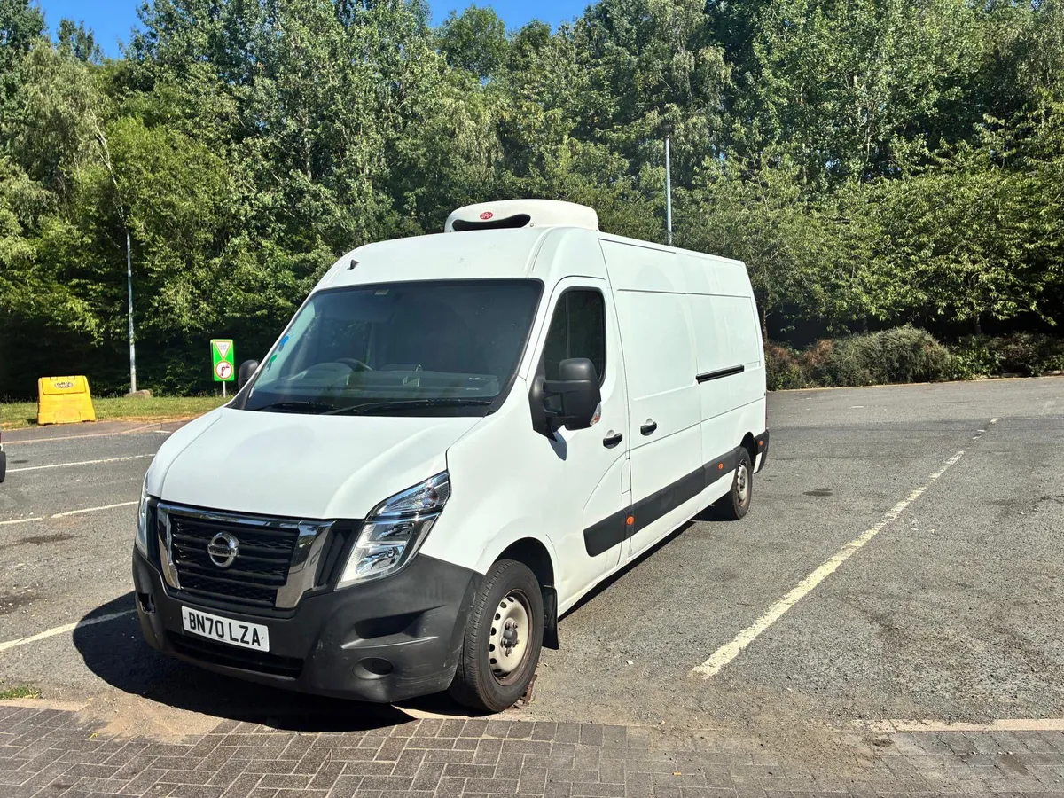2020 Nissan NV400 Acenta dCi 135 FRIDGE VAN - Image 2