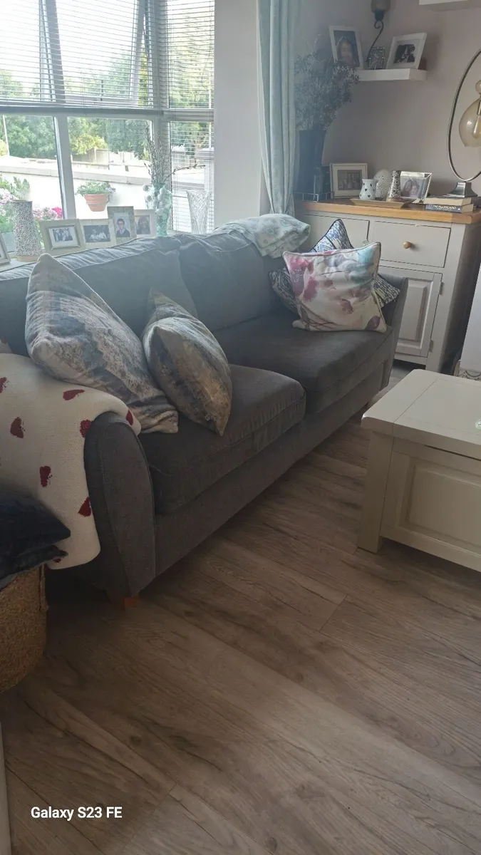 Sofa - Image 2