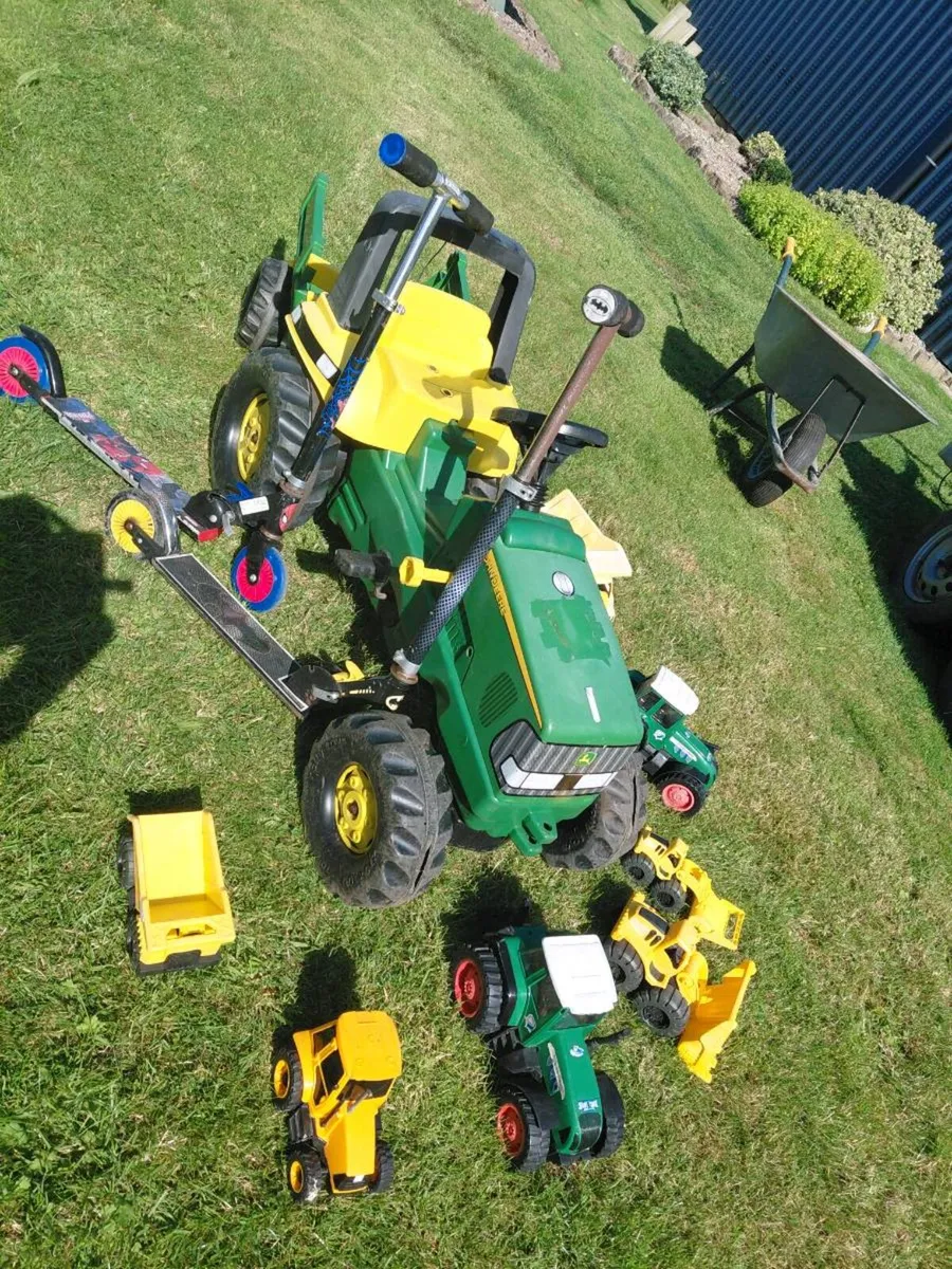 Ride on tractor & more - Image 2
