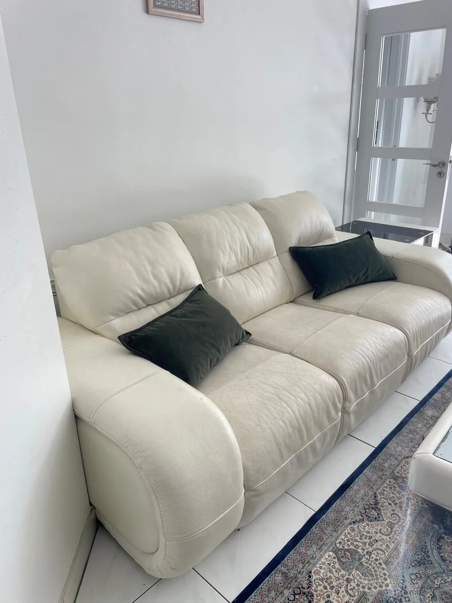 Leather couch and arm chair - Image 2