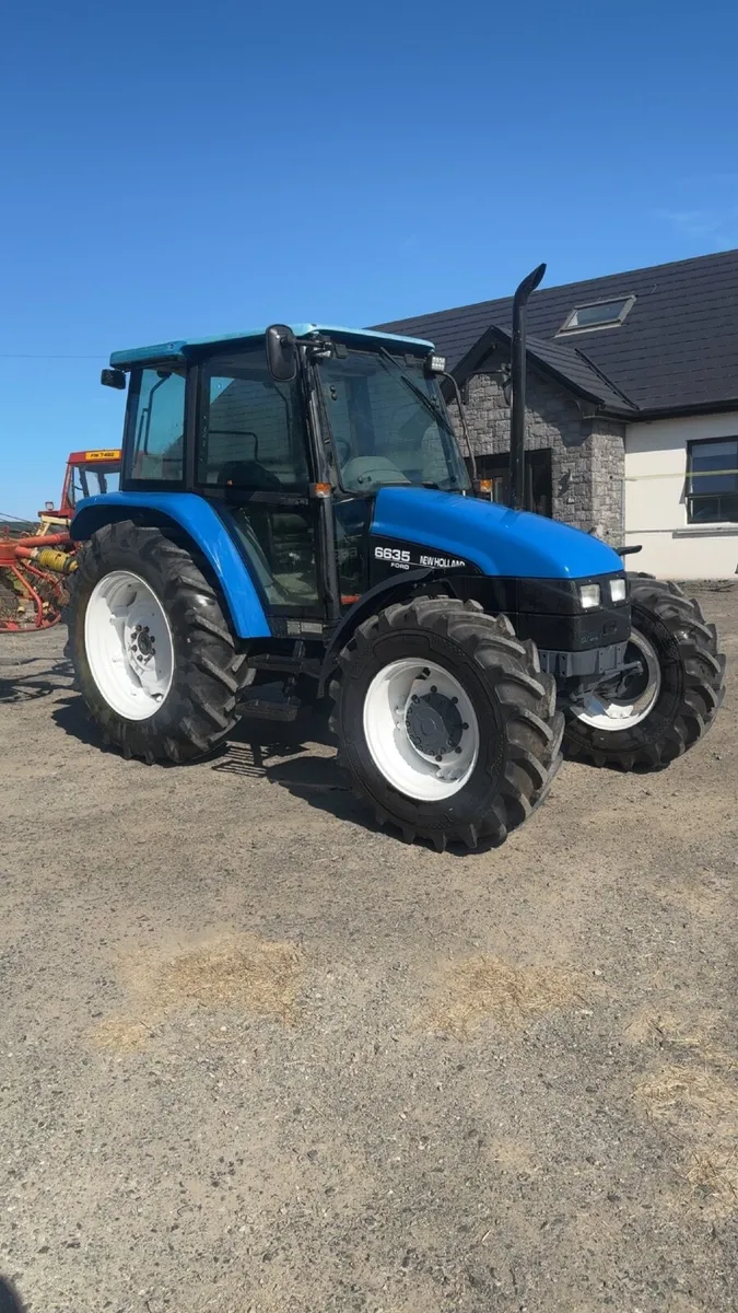 New Holland 6635 - Image 1
