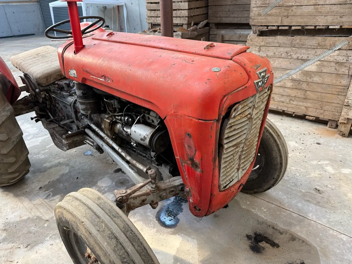 Massey Ferguson FE35 bonnet  good orginal order - Image 2
