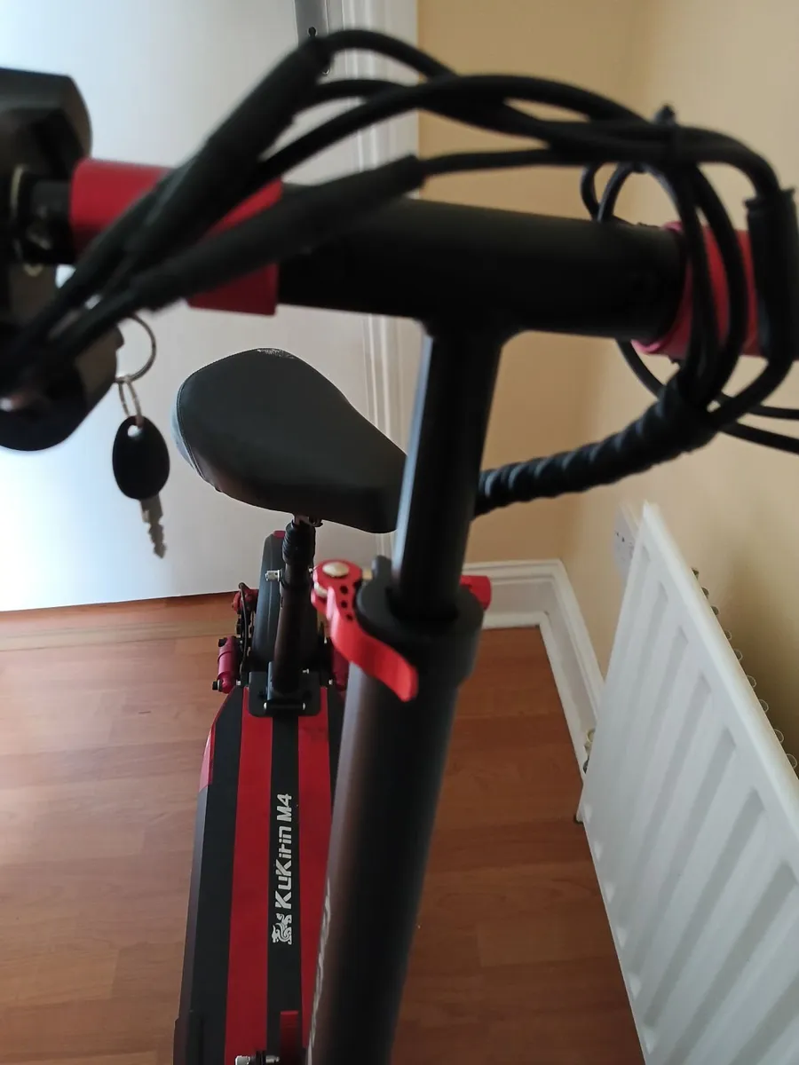 Electric scooter - Image 4